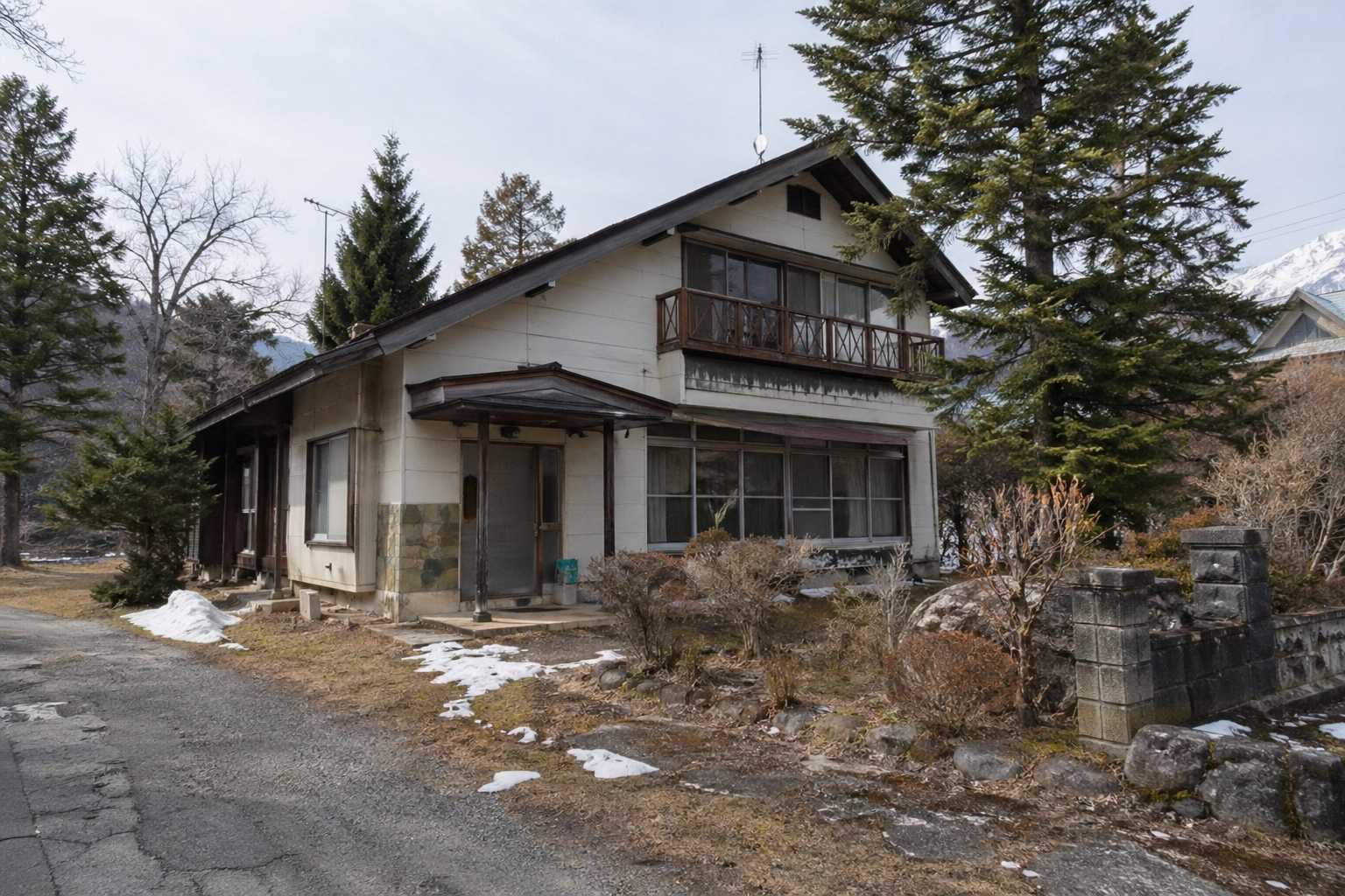 白馬村の別荘や空き家の解体相談イメージ